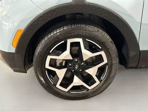 Used 2024 Hyundai Santa Cruz Limited AWD/4WD image 32