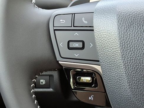 New 2026 Toyota Camry SE w/ Convenience Package FWD image 22