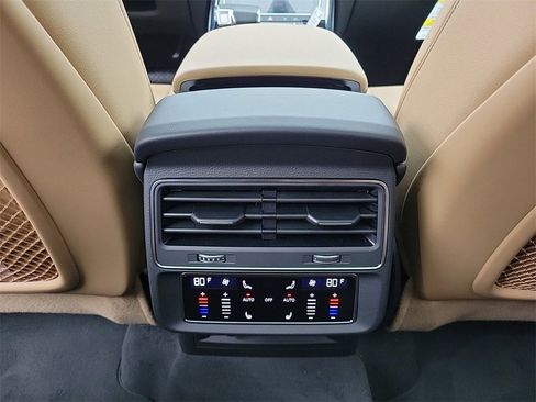 Used 2025 Audi Q7 2.0T Premium Plus w/ Premium Plus Package image 23