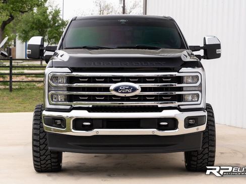 Used 2024 Ford F250 King Ranch w/ Chrome Package image 3