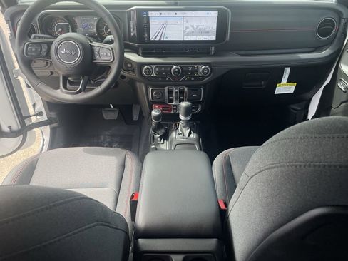 New 2025 Jeep Gladiator Rubicon w/ Safety Group image 27