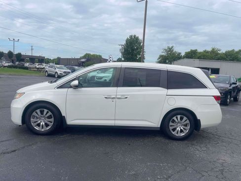 Used 2017 Honda Odyssey SE image 4