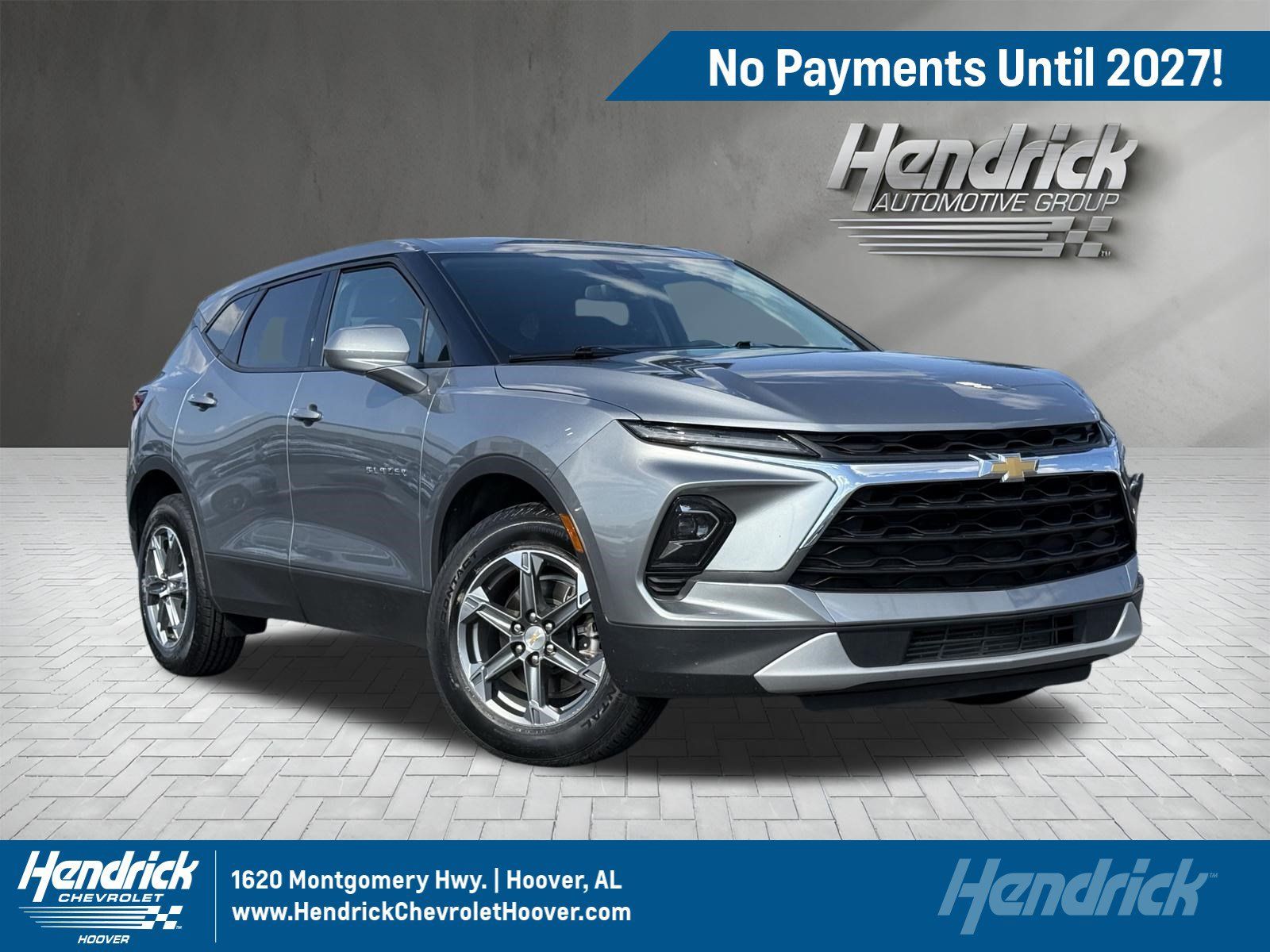 Used 2025 Chevrolet Blazer LT FWD image 1