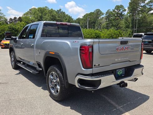 Certified 2025 GMC Sierra 2500 SLT w/ SLT Premium Package AWD/4WD image 8