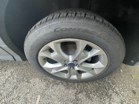Used 2016 Ford Escape Titanium FWD image 8