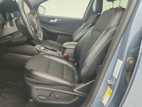 Used 2023 Ford Escape ST-Line Select AWD/4WD image 10