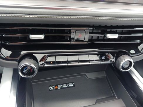 New 2025 Chevrolet Tahoe Premier image 24