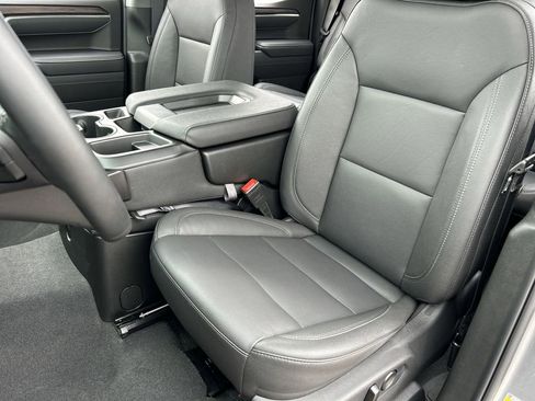 Used 2026 GMC Sierra 1500 SLT AWD/4WD image 19