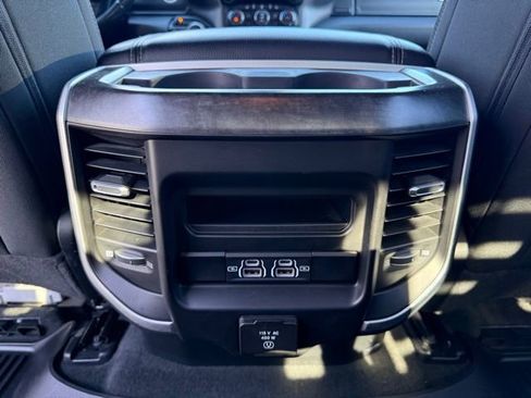 Used 2021 RAM 1500 Big Horn AWD/4WD image 9