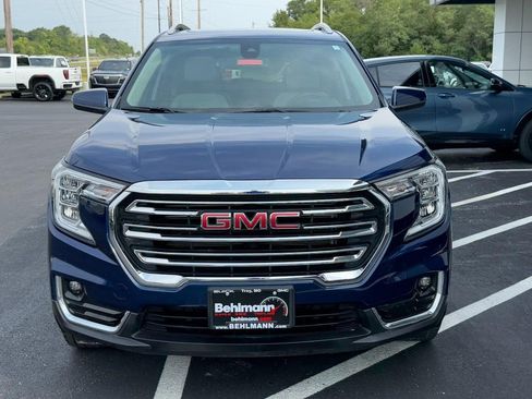 Used 2023 GMC Terrain SLT w/ Infotainment Package II AWD/4WD image 13
