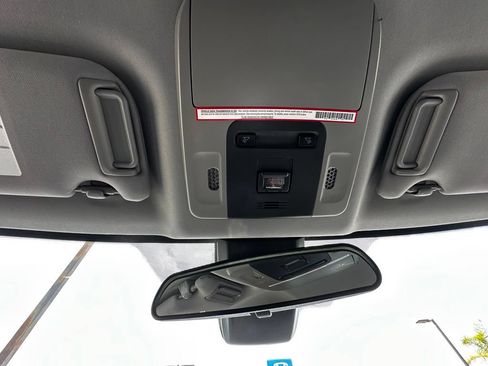 Used 2019 Toyota Camry LE FWD image 28
