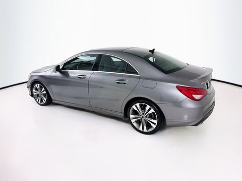 Used 2019 Mercedes-Benz CLA 250 4MATIC image 6