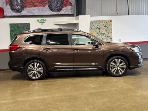 Used 2019 Subaru Ascent Limited AWD/4WD image 3
