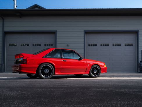 Used 1993 Ford Mustang Cobra RWD image 11