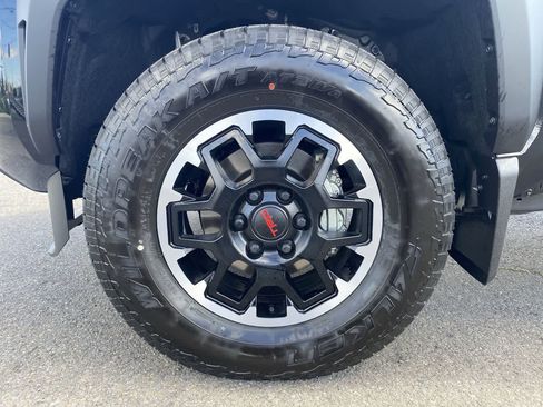 New 2026 Toyota Tacoma TRD Off-Road AWD/4WD image 10