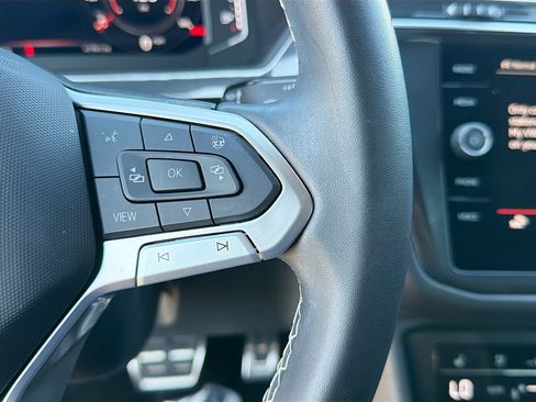 Used 2023 Volkswagen Tiguan SEL R-Line image 37