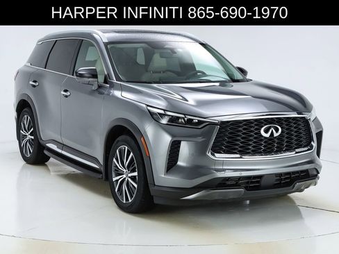 Used 2025 INFINITI QX60 Sensory w/ Vision Package AWD/4WD image 16