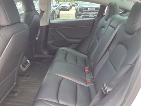 Used 2022 Tesla Model 3 Long Range AWD/4WD image 7