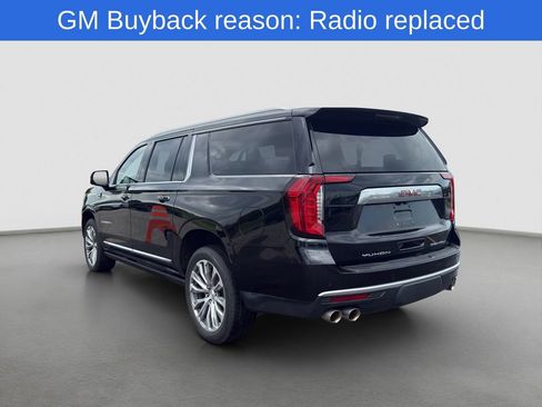 Used 2023 GMC Yukon XL Denali AWD/4WD image 4