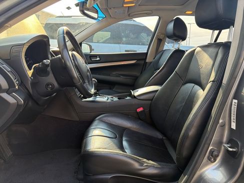 Used 2010 INFINITI G37 Journey w/ Premium Pkg RWD image 5