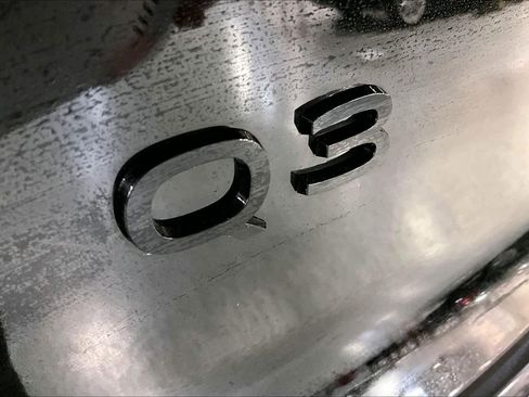 New 2026 Audi Q3 quattro 2.0T image 15