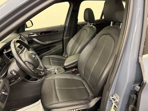 Used 2021 BMW X1 xDrive28i w/ Convenience Package AWD/4WD image 4