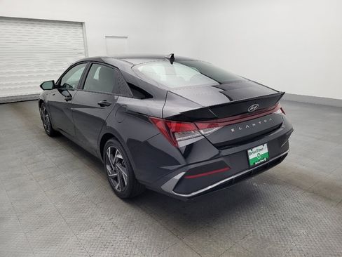 Used 2025 Hyundai Elantra Sport w/ Cargo Package image 5