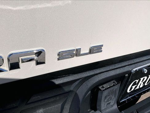 Used 2013 GMC Sierra 1500 SLE image 40