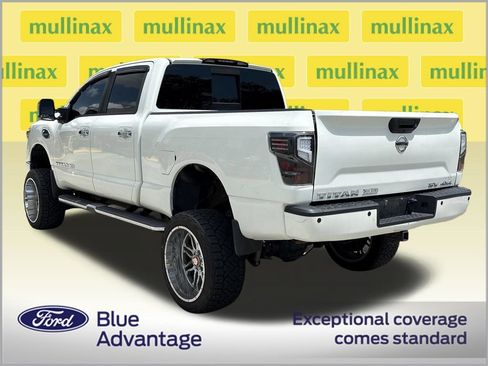 Used 2017 Nissan Titan SV AWD/4WD image 10