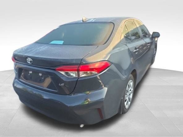 Used 2025 Toyota Corolla LE FWD image 8