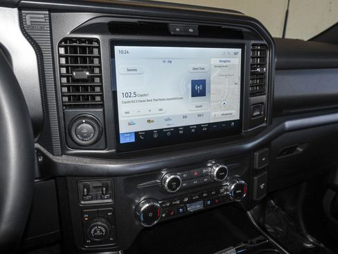 Certified 2025 Ford F150 Raptor image 30