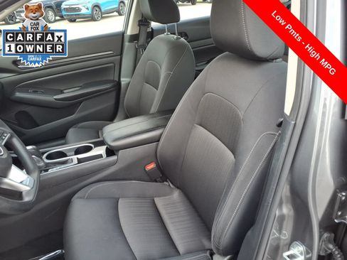 Used 2024 Nissan Altima 2.5 SV FWD image 17