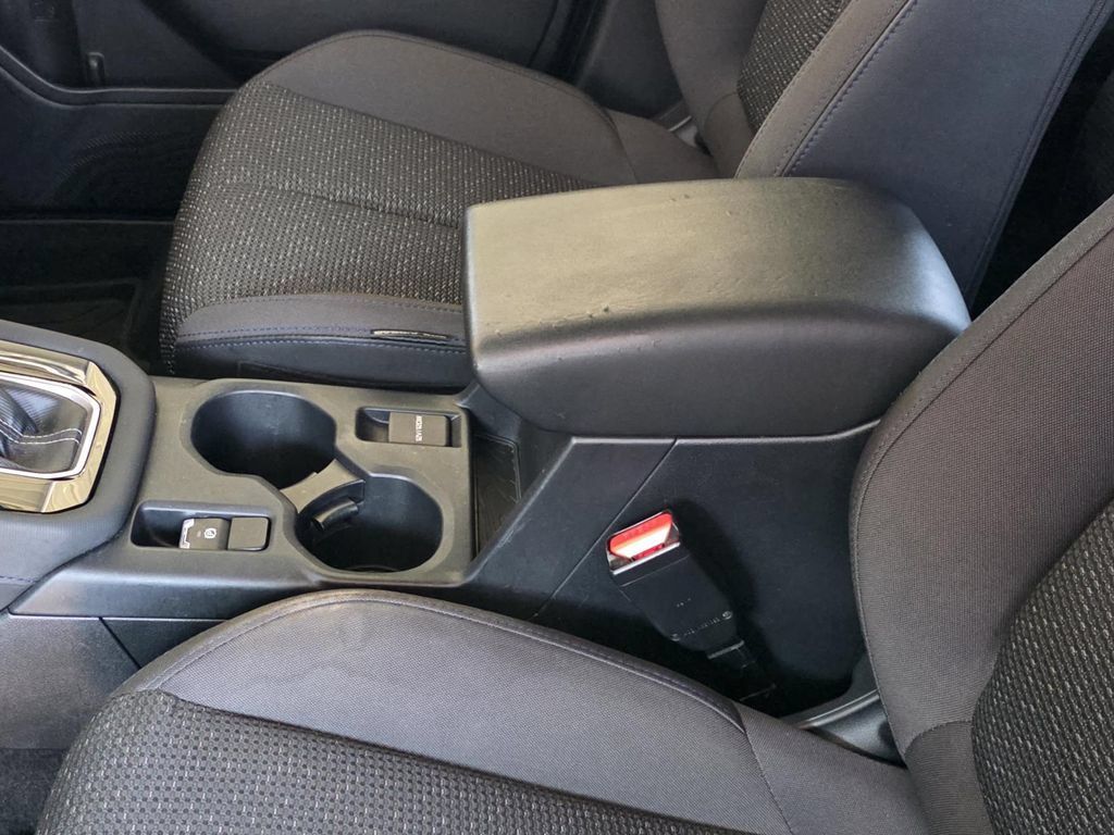 Used 2025 Subaru Forester Premium AWD/4WD image 9