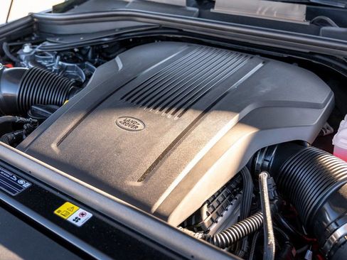 New 2025 Land Rover Range Rover Sport Dynamic SE image 23