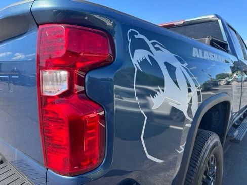 Used 2025 Chevrolet Silverado 3500 W/T AWD/4WD image 8