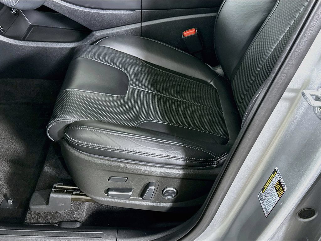 Certified 2023 Hyundai Santa Fe Calligraphy AWD/4WD image 27