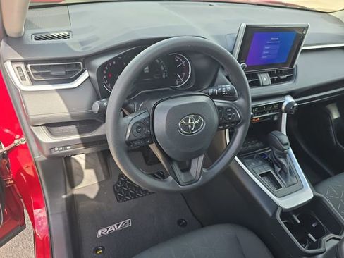 Used 2024 Toyota RAV4 XLE w/ Convenience Package image 16