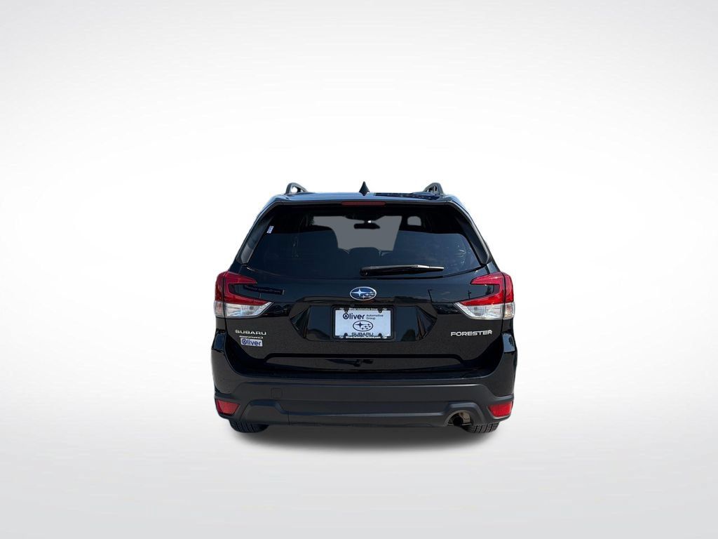 Certified 2024 Subaru Forester Premium AWD/4WD image 14