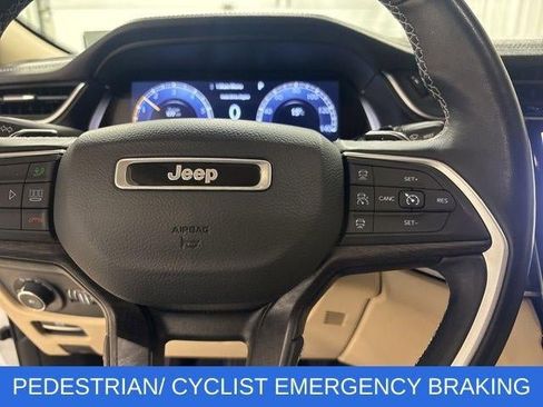 Used 2022 Jeep Grand Cherokee L Limited image 16