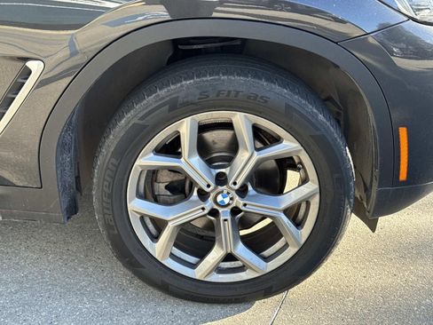 Used 2024 BMW X3 sDrive30i image 4