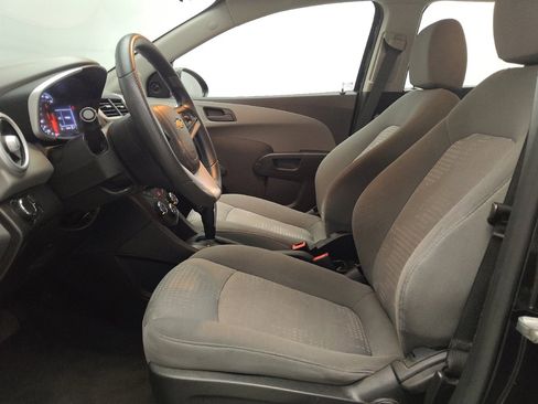 Used 2020 Chevrolet Sonic LT FWD image 17