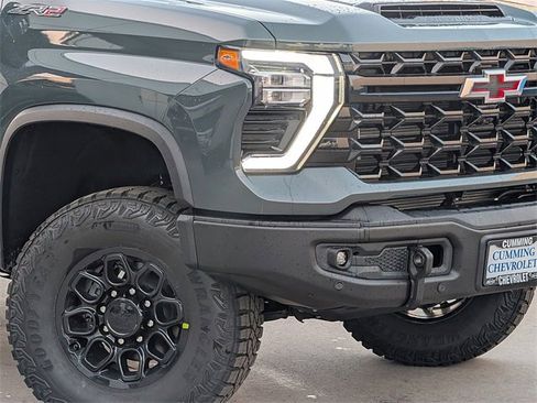 New 2026 Chevrolet Silverado 2500 ZR2 w/ ZR2 Bison Edition image 3