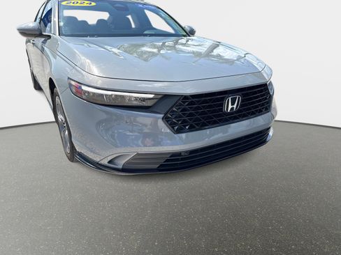 Used 2024 Honda Accord EX-L image 7