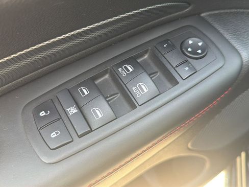 Used 2024 Dodge Durango GT AWD/4WD image 16
