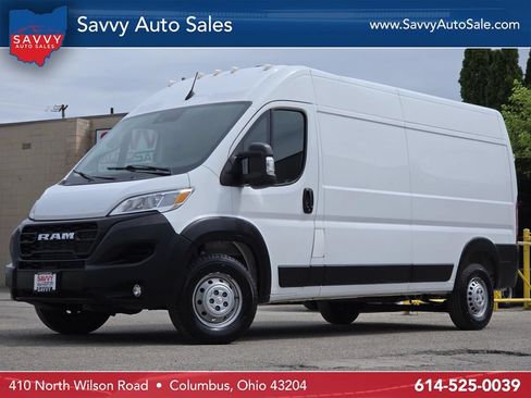 Used 2024 RAM ProMaster 2500 w/ Convenience Group FWD image 1