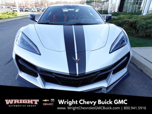 Used 2023 Chevrolet Corvette Z06 w/ Stealth Interior Trim Package image 11
