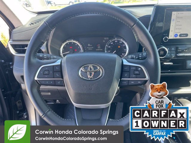 Used 2023 Toyota Highlander LE FWD image 16