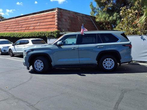 Certified 2025 Toyota Sequoia SR5 image 3