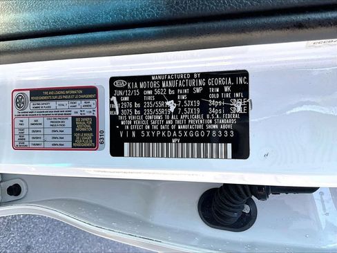 Used 2016 Kia Sorento SX image 31