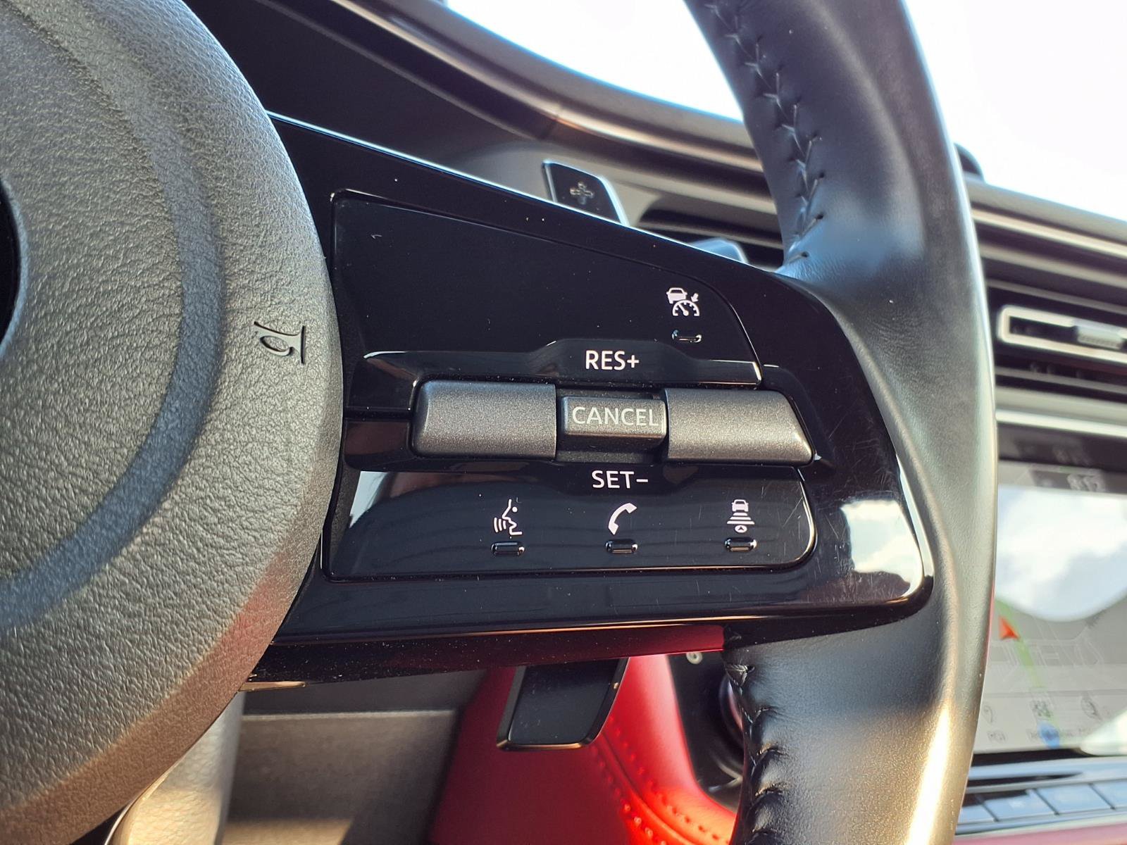 Used 2024 Nissan Z Performance w/ Floor Mat Package RWD image 11